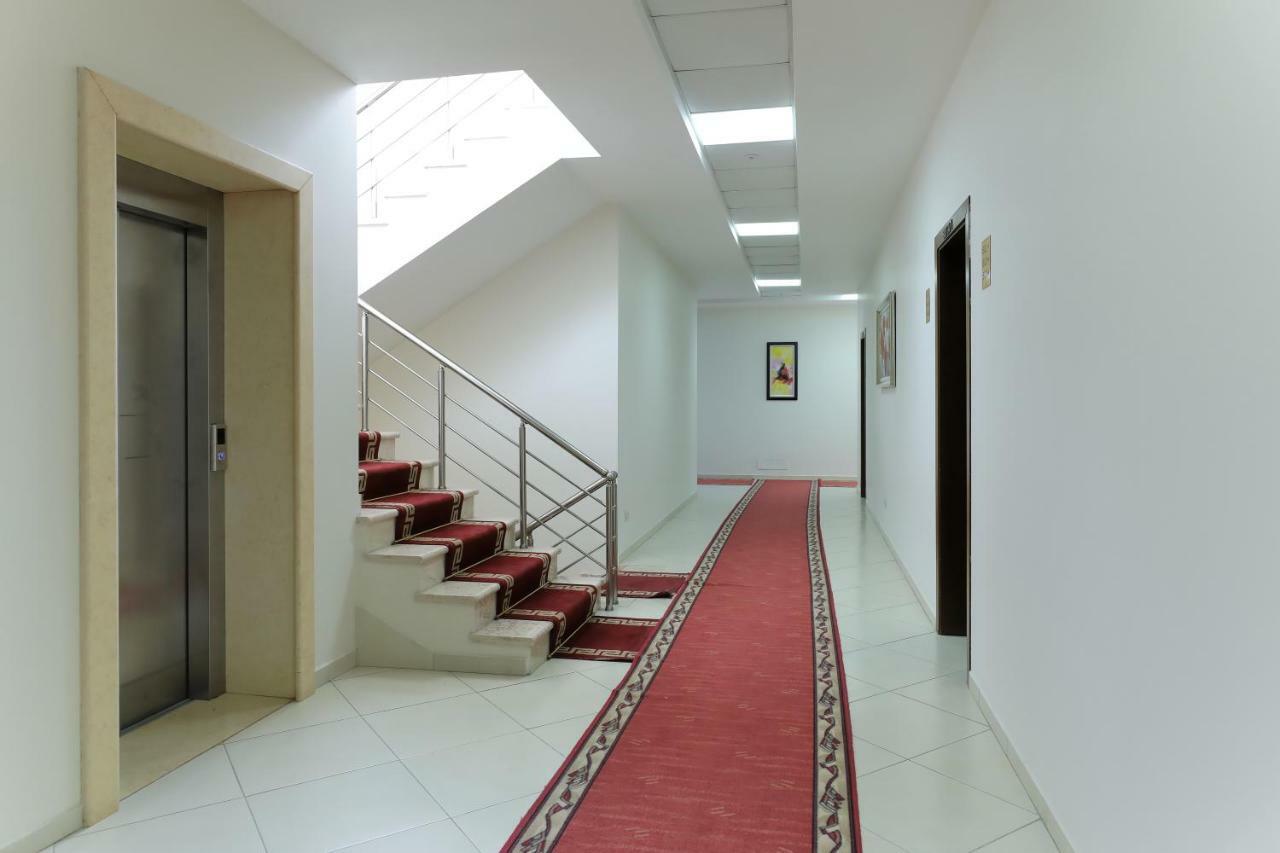 Hotel Gjuta Tiranë Luaran gambar
