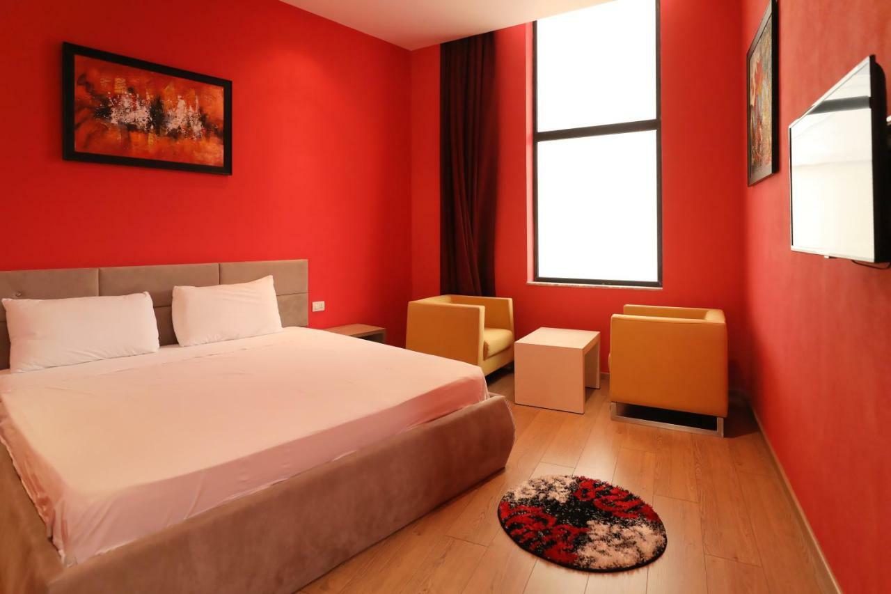 Hotel Gjuta Tiranë Luaran gambar