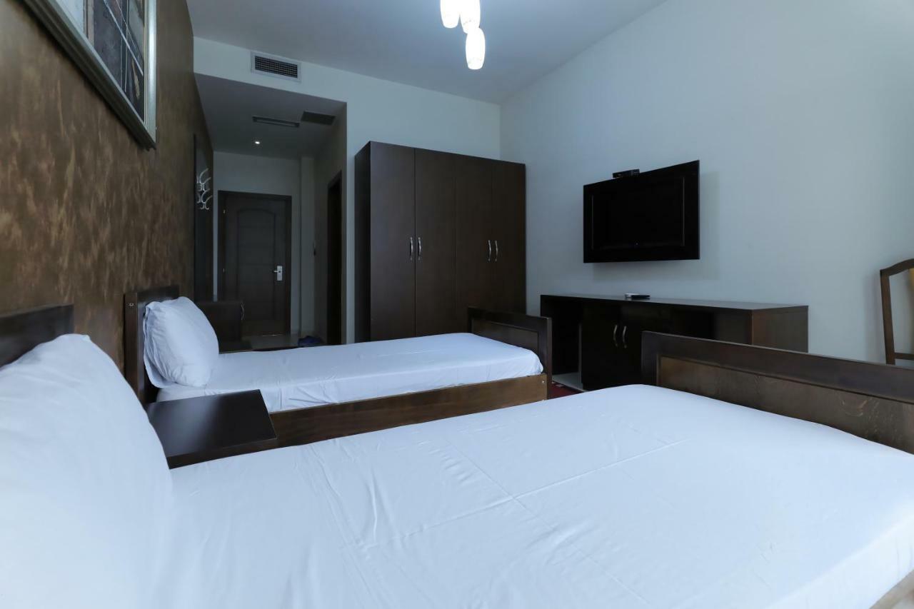 Hotel Gjuta Tiranë Luaran gambar